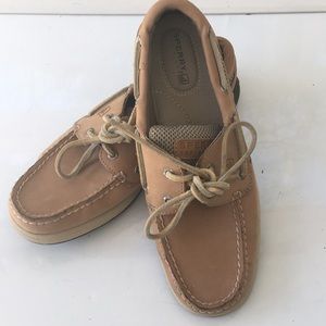 Sperry Topsiders